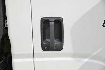 һ������ ��Ź�ʨ 150���� 4.2�׵�����ʽ�ῨͼƬ