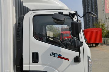 һ������ ��Ź�ʨ 150���� 4.2�׵�����ʽ�ῨͼƬ