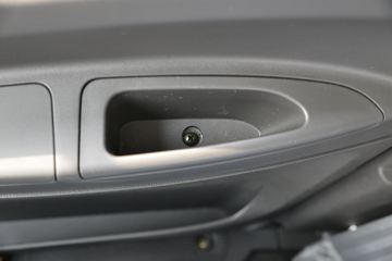 һ������ ��Ź�ʨ 150���� 4.2�׵�����ʽ�ῨͼƬ