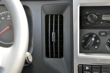 һ������ ��Ź�ʨ 150���� 4.2�׵�����ʽ�ῨͼƬ