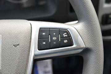 һ������ ��Ź�ʨ 150���� 4.2�׵�����ʽ�ῨͼƬ