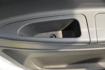 һ������ ��Ź�ʨ 150���� 4.2�׵�����ʽ�ῨͼƬ