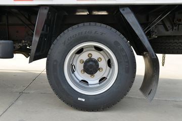 һ������ ��Ź�ʨ 150���� 4.2�׵�����ʽ�ῨͼƬ