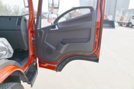 解放公狮&nbsp;载货车驾驶室                                               图片