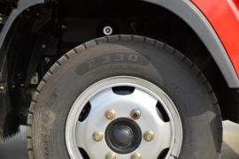 解放公狮&nbsp;载货车底盘                                                图片