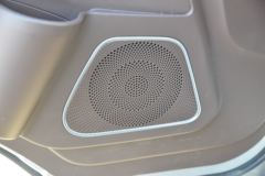 解放 领途 130马力 3.82米排半栏板轻卡(CA1045P40K50L2E6A84)