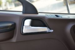 解放 领途 130马力 3.82米排半栏板轻卡(CA1045P40K50L2E6A84)