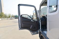 解放 领途 130马力 3.82米排半栏板轻卡(CA1045P40K50L2E6A84)