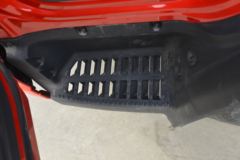 解放 虎VH 130马力 3.78米排半仓栅式轻卡(潍柴)(CA5040CCYP40K56L2E6A84)