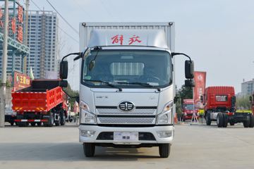 解放 领途 170马力 3.78米排半厢式轻卡(国六)