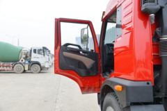 一汽解放 麟VH2.0 220马力 4X2 6.7米仓栅式载货车(国六)(CA5180CCYPK15L2E6A80)