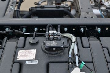 йHOWO ׷ 130 4.15׵ʽῨ()(ZZ5047XXYH3315F141)ͼƬ