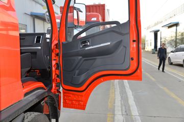 ���� ����R8 184���� 4X2 5.25����ж��(EQ3145S8EDC)ͼƬ