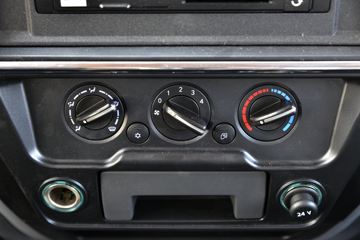 ���� ����R8 184���� 4X2 5.25����ж��(EQ3145S8EDC)ͼƬ