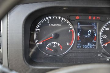 ���� ����R8 184���� 4X2 5.25����ж��(EQ3145S8EDC)ͼƬ