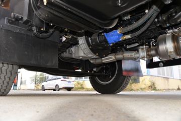 ���� ����R8 184���� 4X2 5.25����ж��(EQ3145S8EDC)ͼƬ