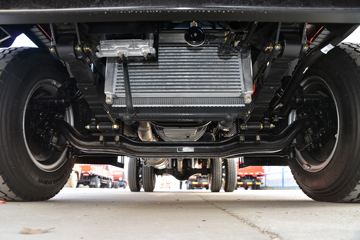 ���� ����R8 184���� 4X2 5.25����ж��(EQ3145S8EDC)ͼƬ