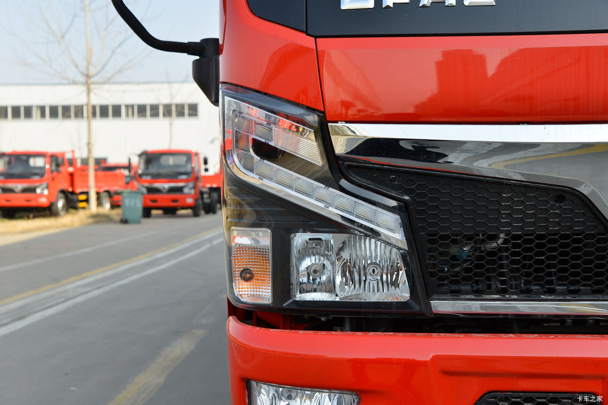  R5 120 4X2 3.3ж()(EQ3043S3EDF)                                                