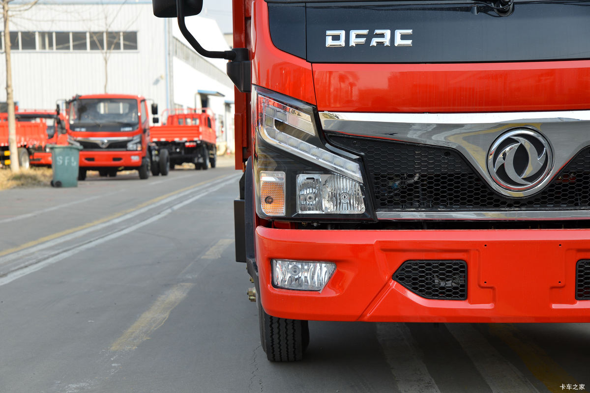  R5 120 4X2 3.3ж()(EQ3043S3EDF)                                                