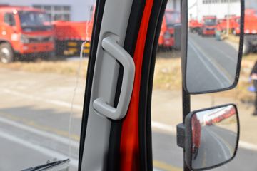 ���� ����R5 120���� 4X2 3.3����ж��(����)ͼƬ