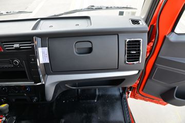 ���� ����R5 120���� 4X2 3.3����ж��(����)ͼƬ