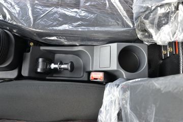 ���� ����R5 120���� 4X2 3.3����ж��(����)ͼƬ