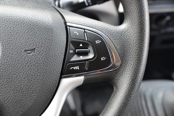 ���� ����R5 120���� 4X2 3.3����ж��(����)ͼƬ