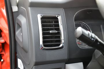 ���� ����R5 120���� 4X2 3.3����ж��(����)ͼƬ