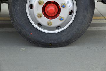 ���� ����R5 120���� 4X2 3.3����ж��(����)ͼƬ