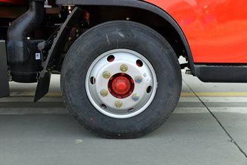 ���� ����R5 120���� 4X2 3.3����ж��(����)ͼƬ