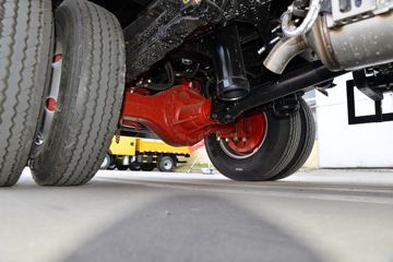 ���� ����R5 120���� 4X2 3.3����ж��(����)ͼƬ