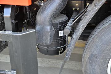 ���� ����R5 120���� 4X2 3.3����ж��(����)ͼƬ