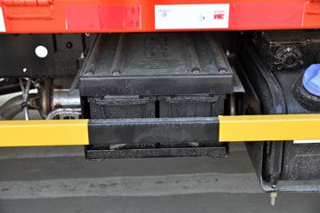 ���� ����R5 120���� 4X2 3.3����ж��(����)ͼƬ