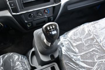 ���� ����R6 170���� 4X2 4.1����ж��ͼƬ