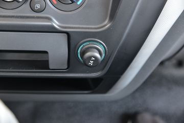 ���� ����R6 170���� 4X2 4.1����ж��ͼƬ