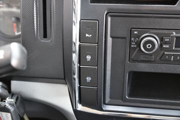 ���� ����R6 170���� 4X2 4.1����ж��ͼƬ