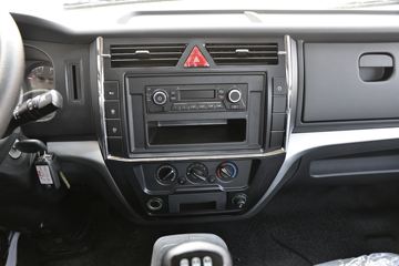 ���� ����R6 170���� 4X2 4.1����ж��ͼƬ