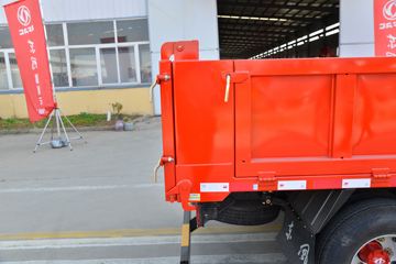 ���� ����R5 120���� 4X2 3.3����ж��(����)ͼƬ