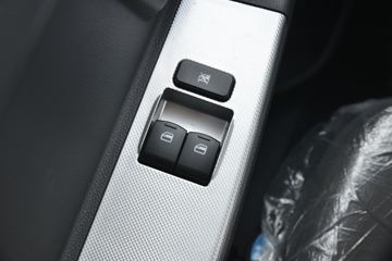 ���� ����R6 170���� 4X2 4.1����ж��ͼƬ