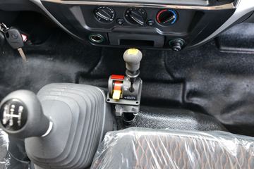 ���� ����R5 120���� 4X2 2.9����ж��(����)ͼƬ