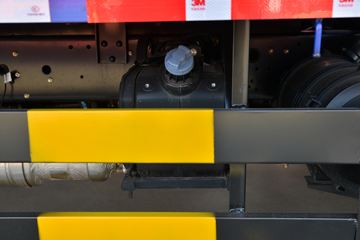 ���� ����R6 170���� 4X2 4.1����ж��ͼƬ
