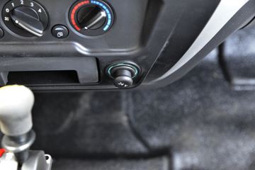 ���� ����R5 120���� 4X2 2.9����ж��(����)ͼƬ