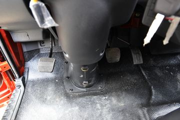 ���� ����R5 120���� 4X2 2.9����ж��(����)ͼƬ