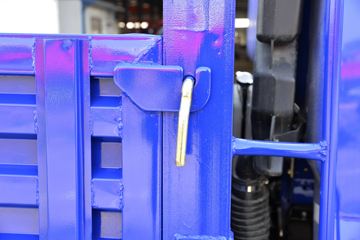 ���� ����R6 170���� 4X2 4.1����ж��ͼƬ