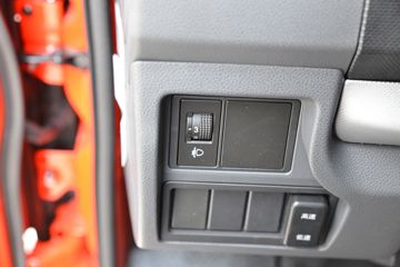 ���� ����R5 120���� 4X2 2.9����ж��(����)ͼƬ