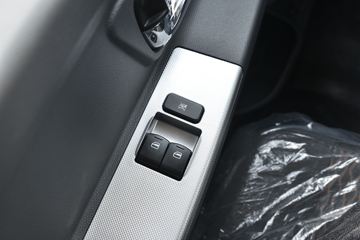 ���� ����R5 120���� 4X2 2.9����ж��(����)ͼƬ