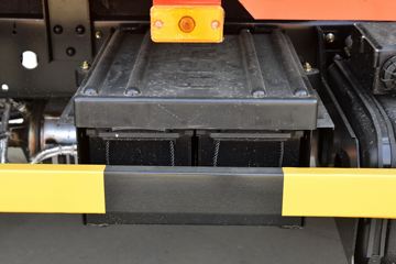 ���� ����R5 120���� 4X2 2.9����ж��(����)ͼƬ