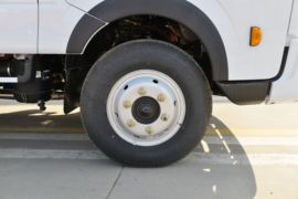 福瑞卡F6&nbsp;自卸车底盘                                                图片