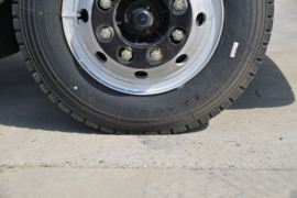 福瑞卡F8&nbsp;载货车底盘                                                图片