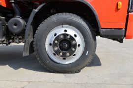 福瑞卡F8&nbsp;载货车底盘                                                图片